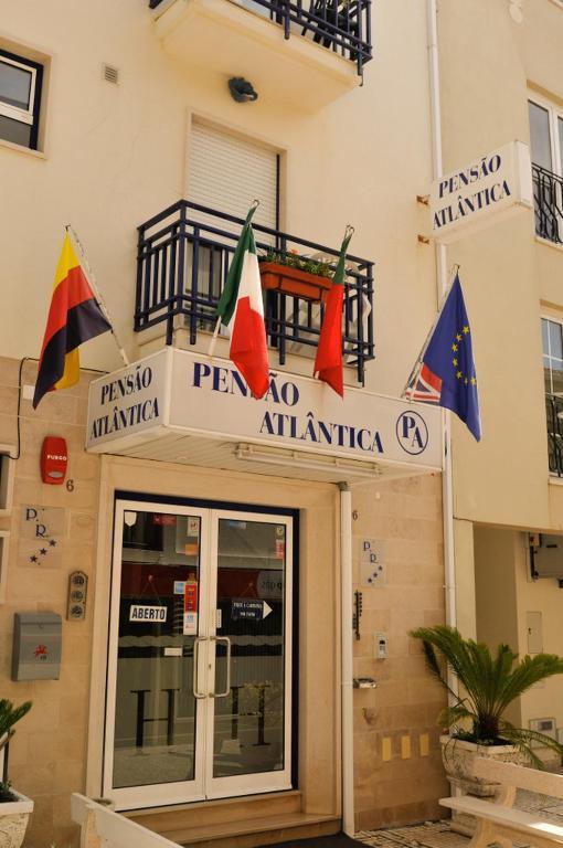 Hotel Atlantica Сан-Мартинью-ду-Порту Экстерьер фото