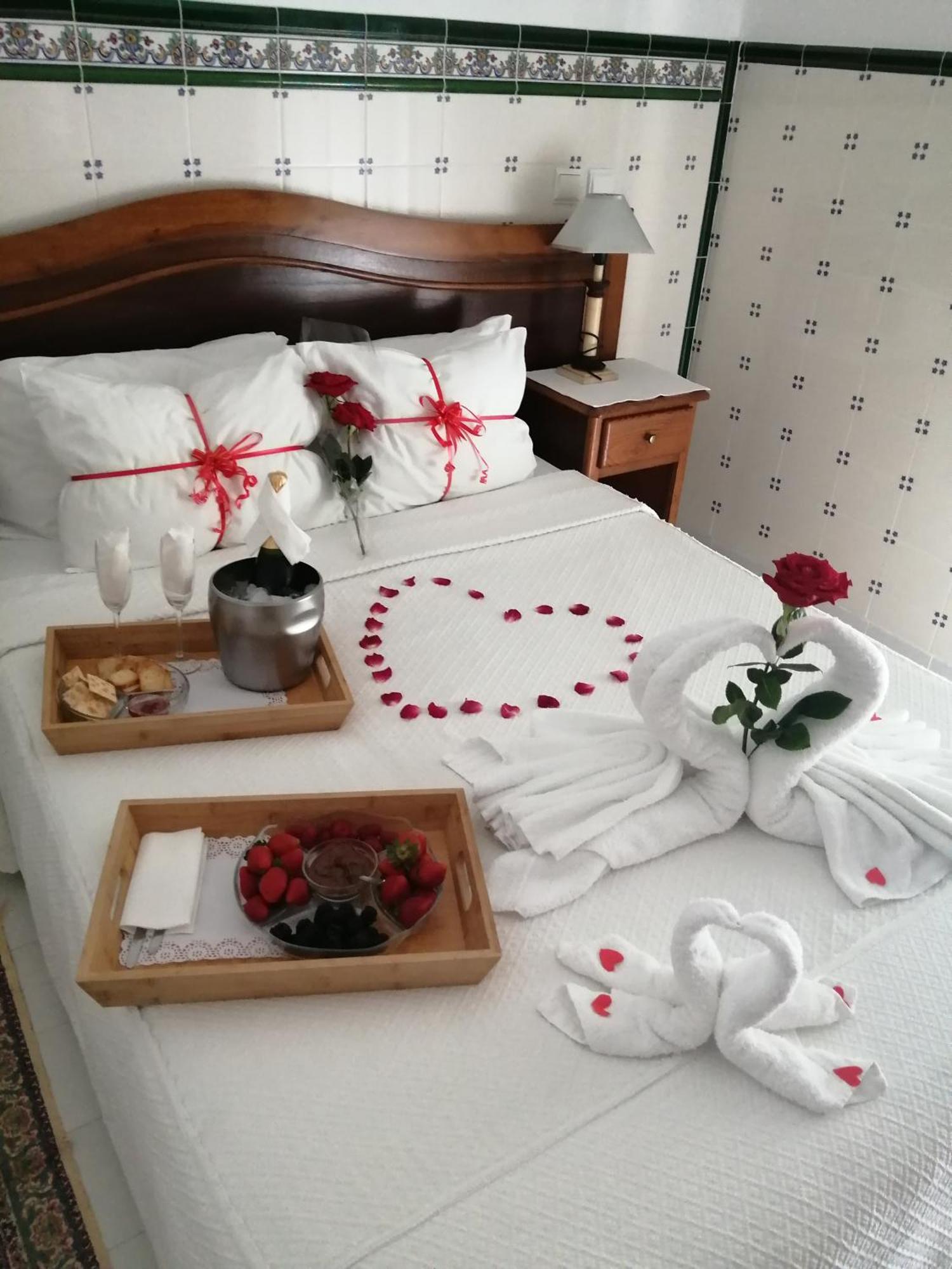 Hotel Atlantica Сан-Мартинью-ду-Порту Экстерьер фото
